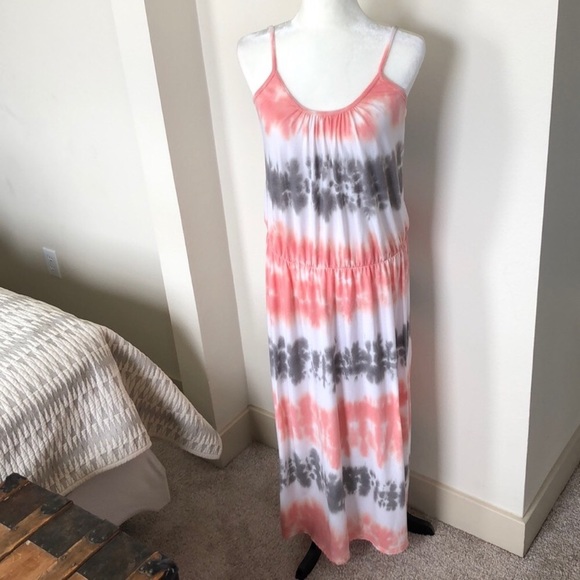 Like New Tie Dye Maxi Dress - Picture 4 of 6